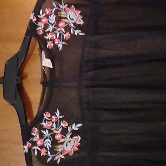 Arizona Jeans Sheer Top - Picture 2 of 4